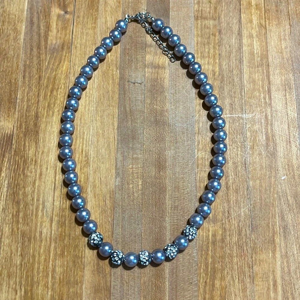 Paparazzi Gray Silver Pearl Necklace w/ Rhinestone Beads 💎 Choker/Collar Style